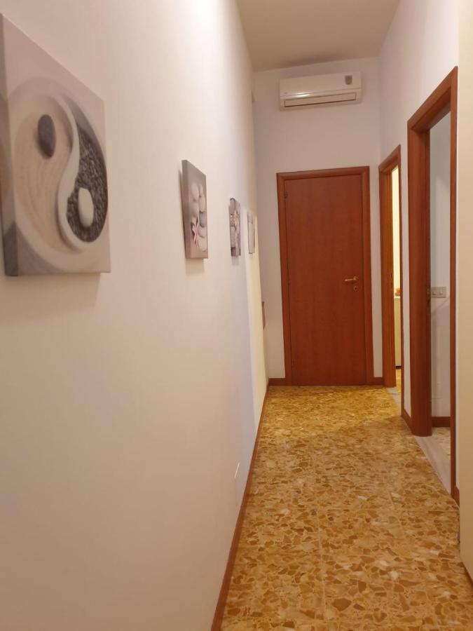 Apartament Trilocale Lido Di Roma Lido di Ostia Zewnętrze zdjęcie